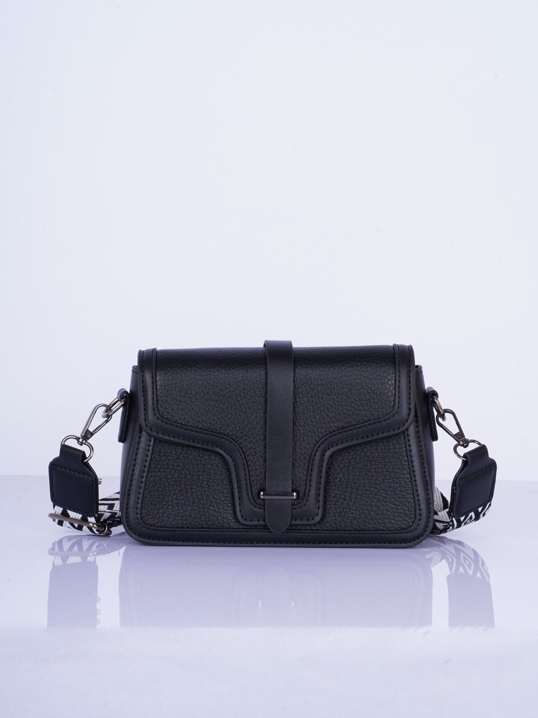 Black Swagger Sling Bag